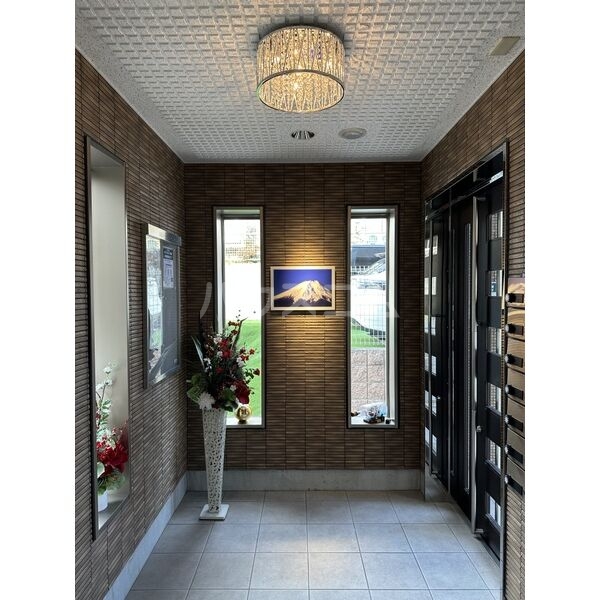 15/24 エントランス