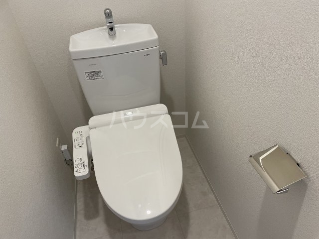 13/30 トイレ