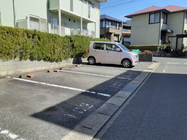 25/30 駐車場
