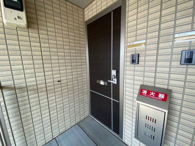 17/23 エントランス