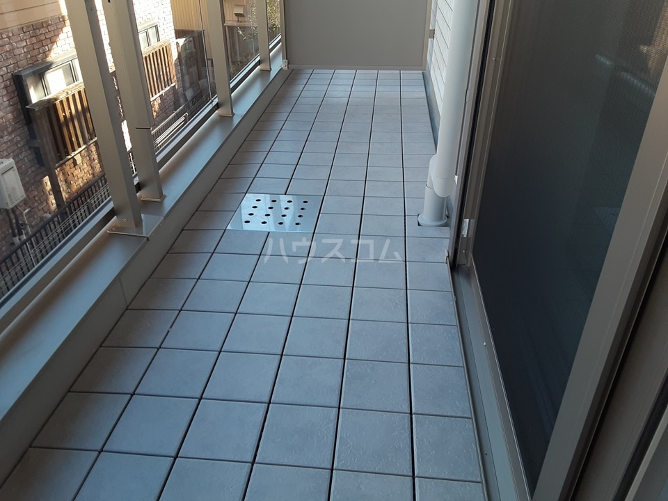 19/30 バルコニー