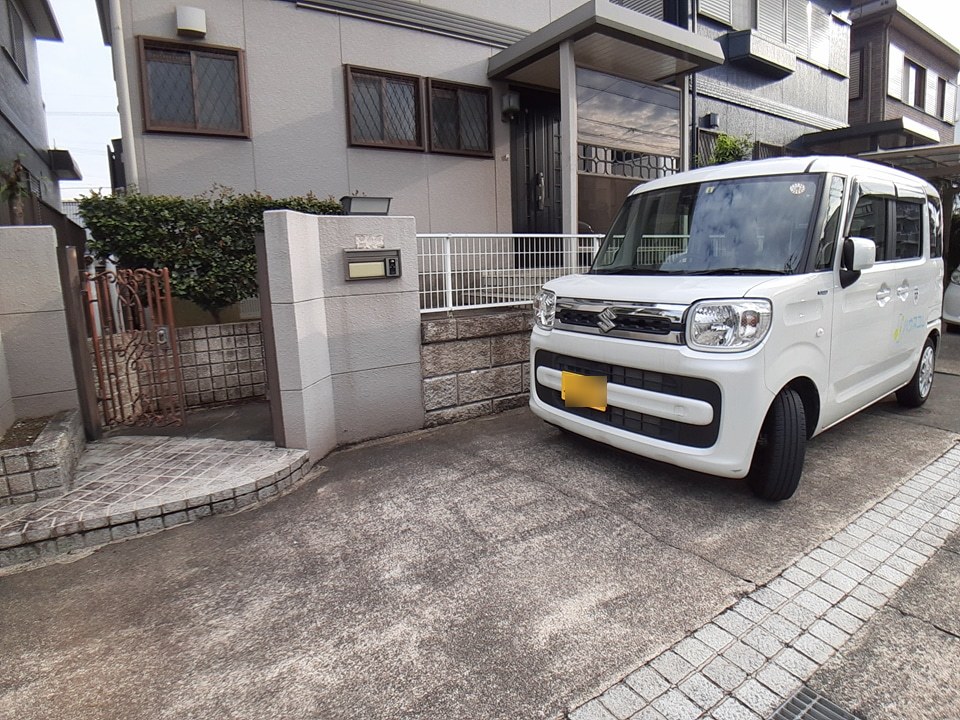 27/30 駐車場