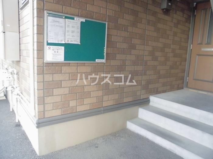 13/15 エントランス