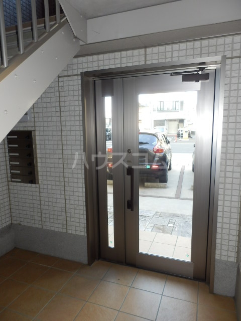 16/24 エントランス