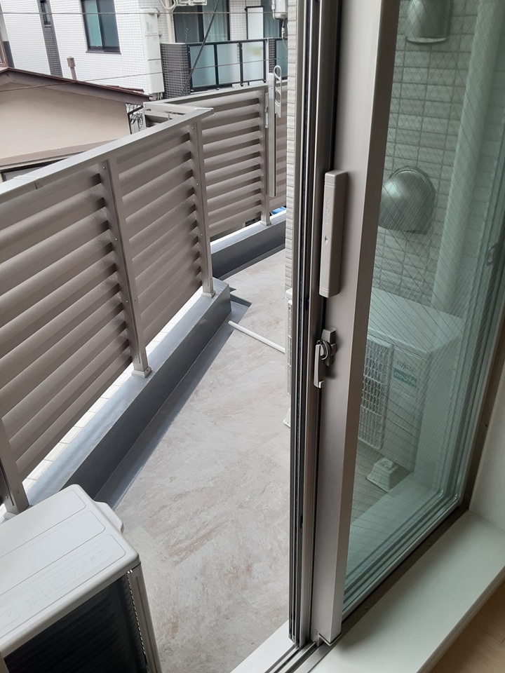 21/30 バルコニー