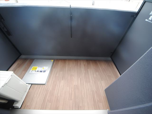 20/30 バルコニー