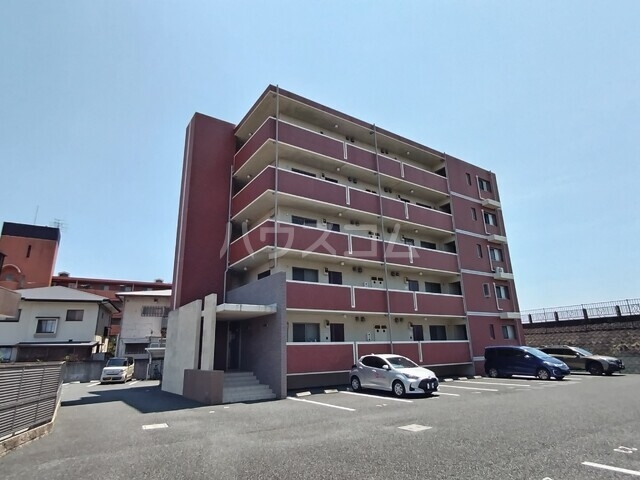 14/15 駐車場