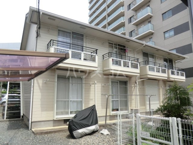 2/10 外観