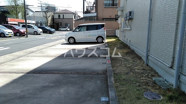 17/26 駐車場