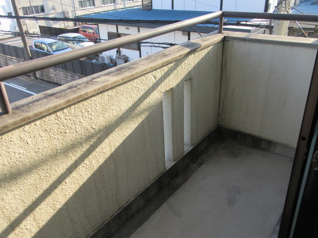 13/21 バルコニー