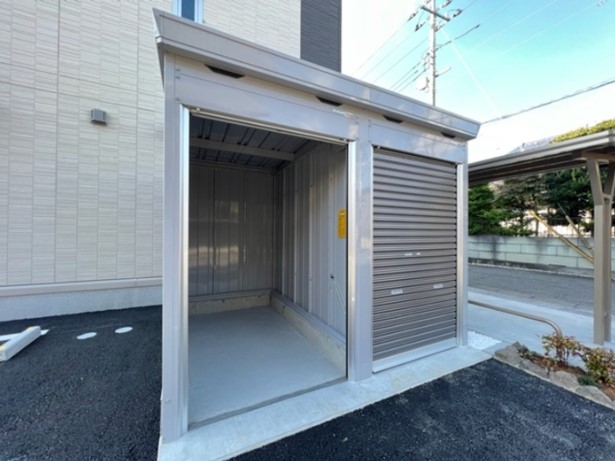 20/28 エントランス