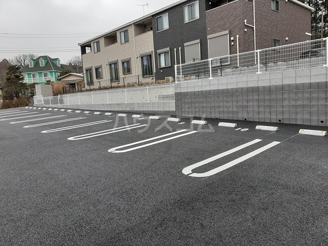 14/20 駐車場