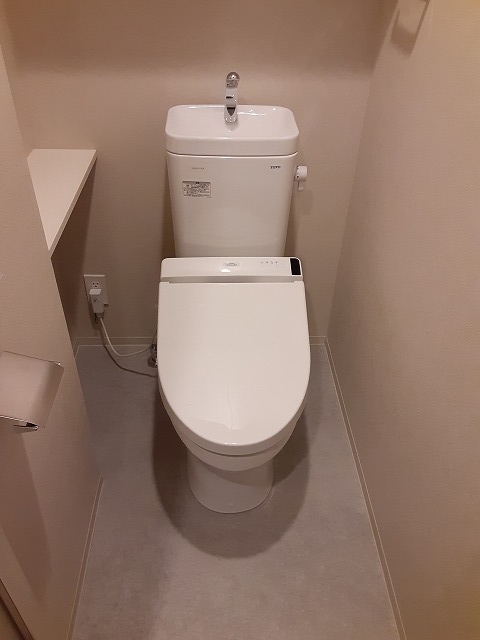 16/30 トイレ