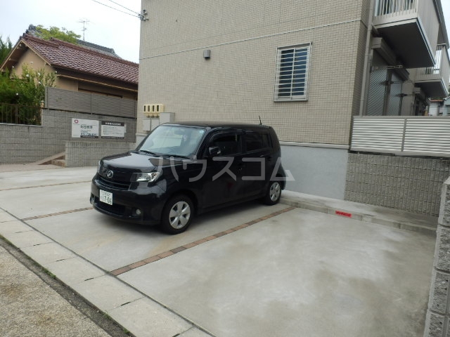 25/30 駐車場