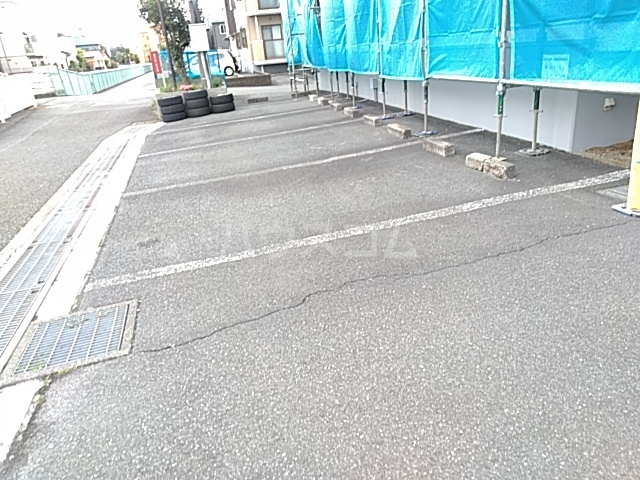 21/22 駐車場