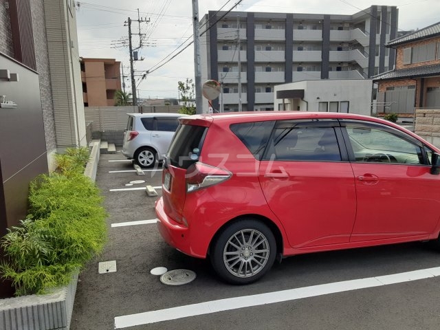 4/8 駐車場