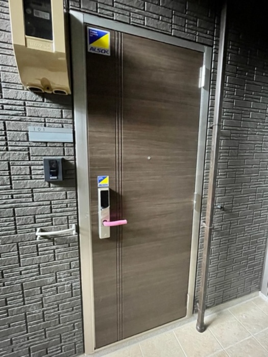 15/25 エントランス