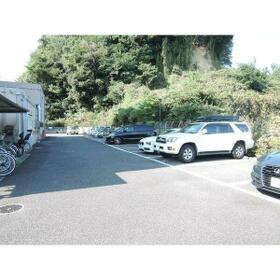 14/23 駐車場