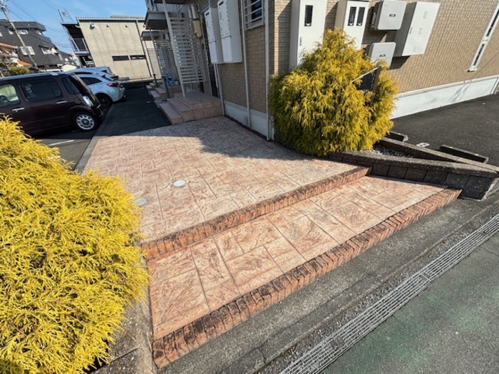 19/22 エントランス