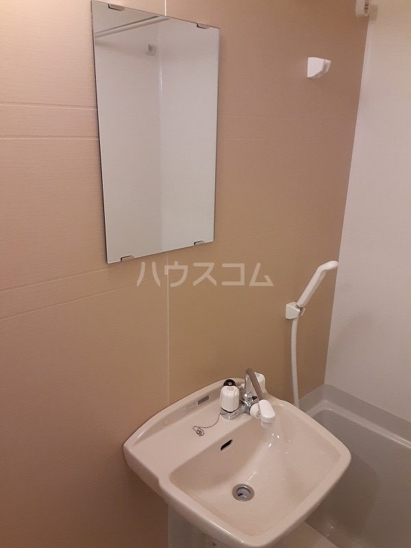 13/30 洗面