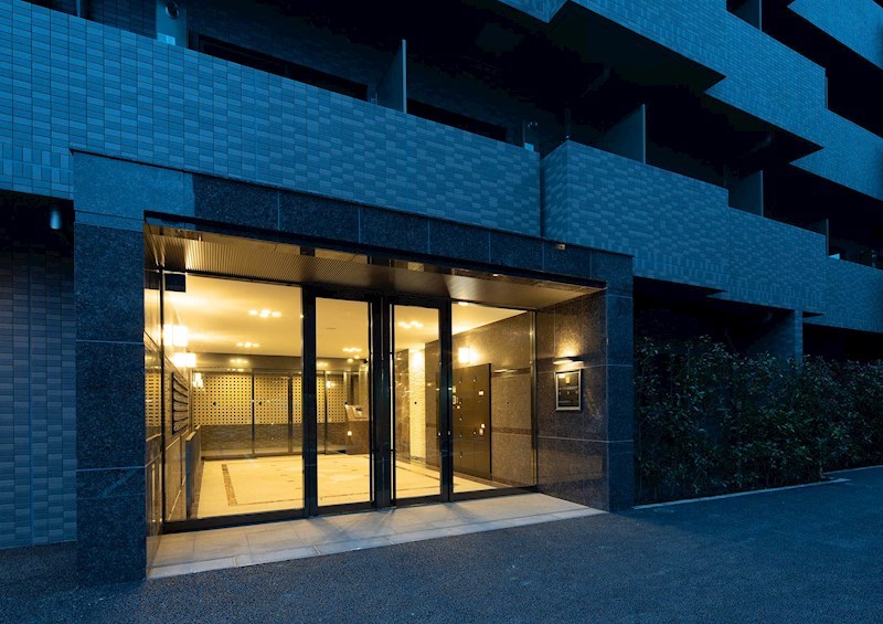 20/29 エントランス