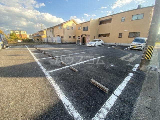4/6 駐車場