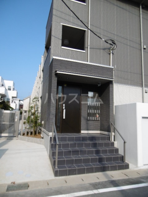 2/11 エントランス