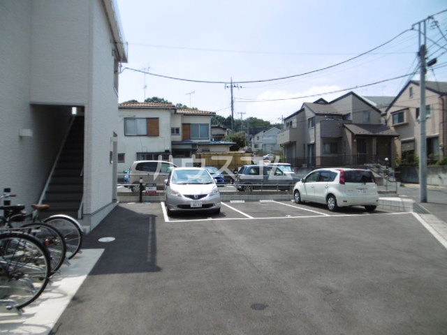 25/30 駐車場