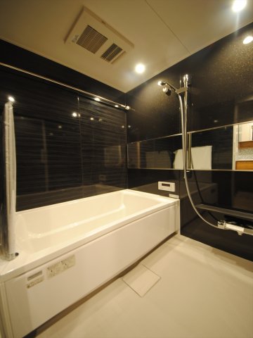 16/30 浴室
