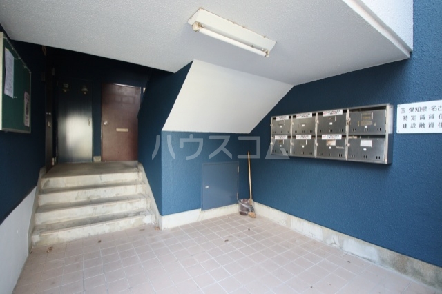 14/20 エントランス