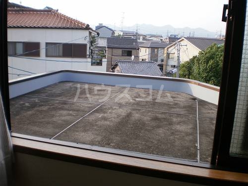 16/28 バルコニー
