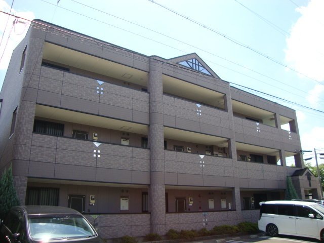 24/25 駐車場