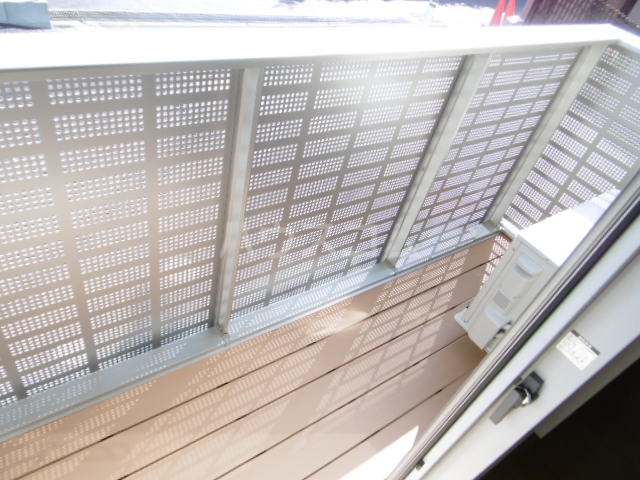 18/23 バルコニー