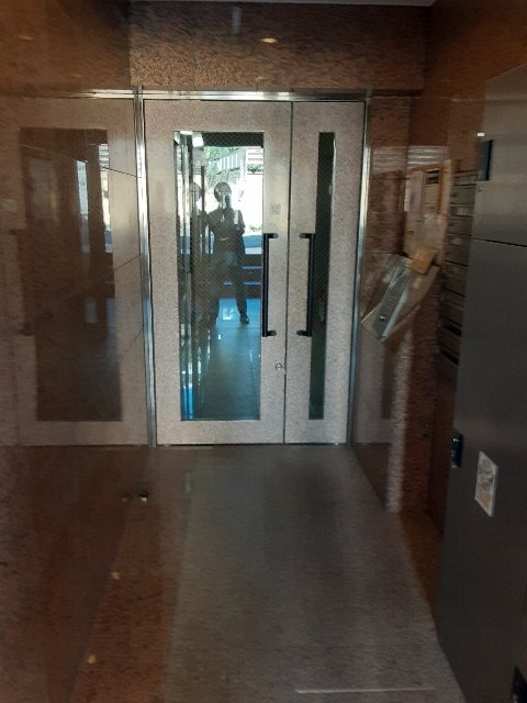 29/30 エントランス