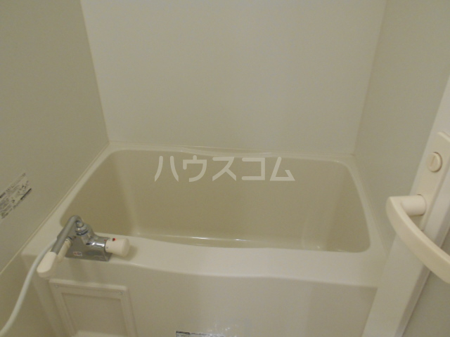 17/30 浴室