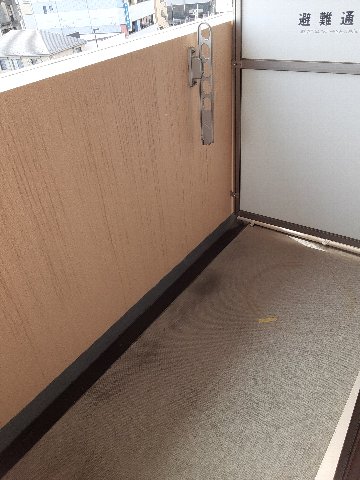 23/30 バルコニー