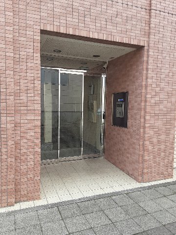 29/30 エントランス