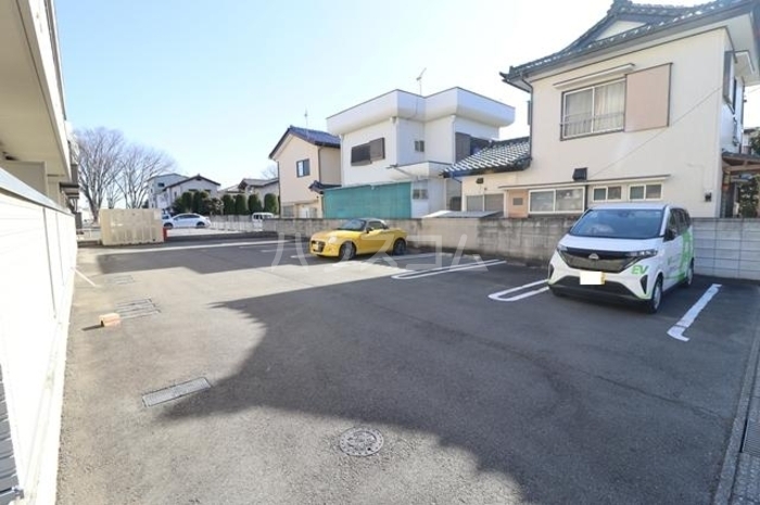 24/27 駐車場
