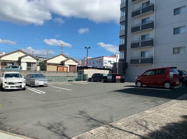 13/21 駐車場