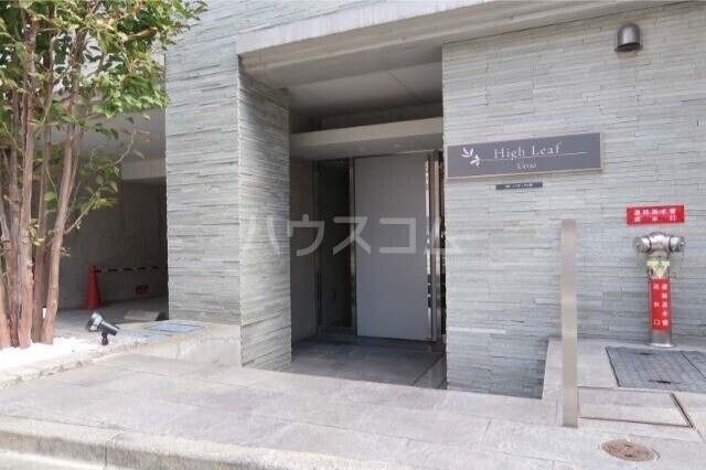 2/5 エントランス