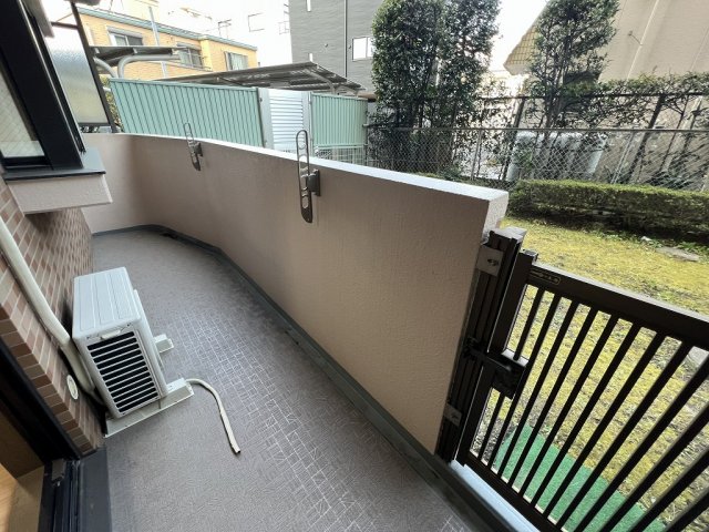 21/30 バルコニー