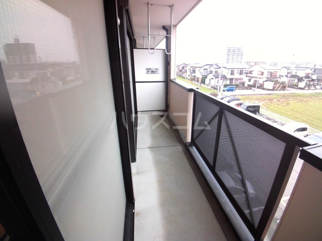 17/30 バルコニー