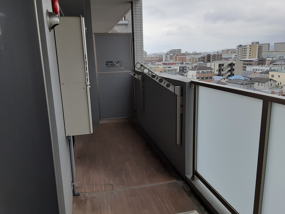 17/28 バルコニー