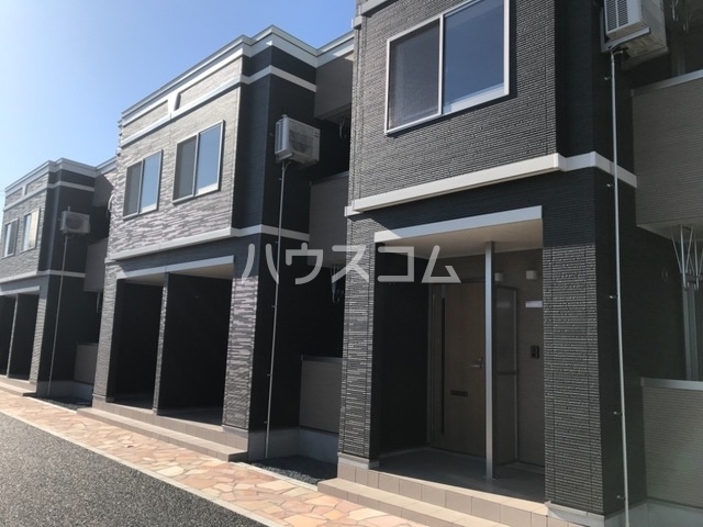 20/26 エントランス