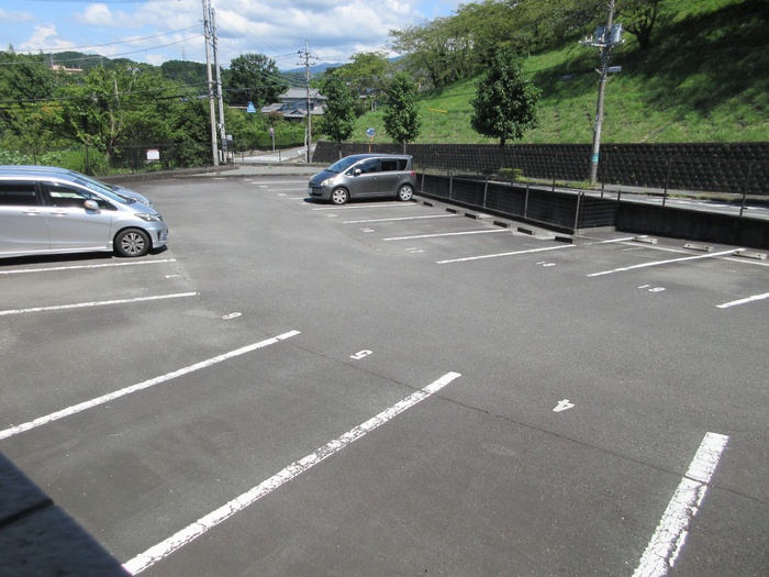 19/26 駐車場