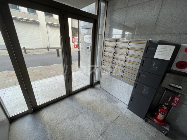 29/30 エントランス