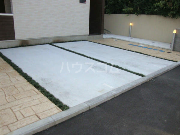 3/6 駐車場