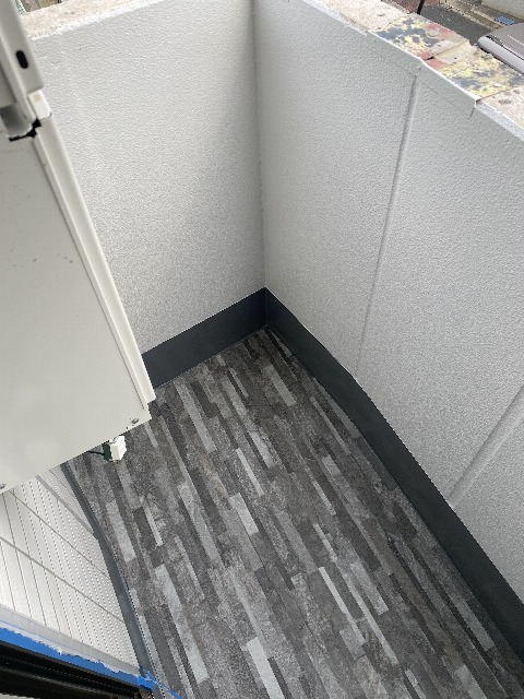 15/23 バルコニー