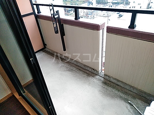 20/28 バルコニー