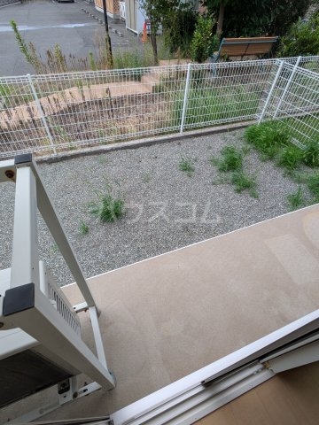 23/30 バルコニー